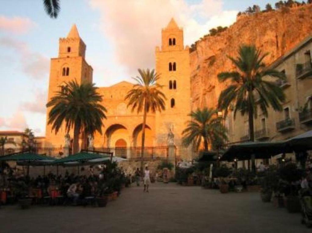 Ferienwohnung Casa Soraya, Dimora Tipica A 2 Passi Dal Duomo. Cefalù Exterior foto